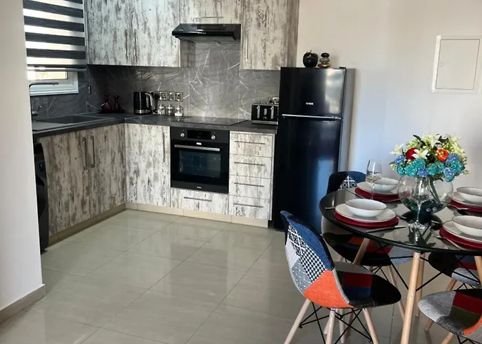 Oceania Bay Village Pyla アパート ラルナカ