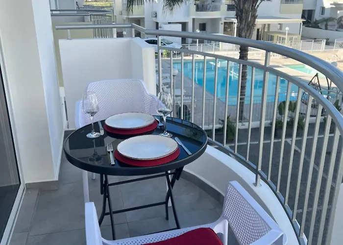 Oceania Bay Village Pyla アパート